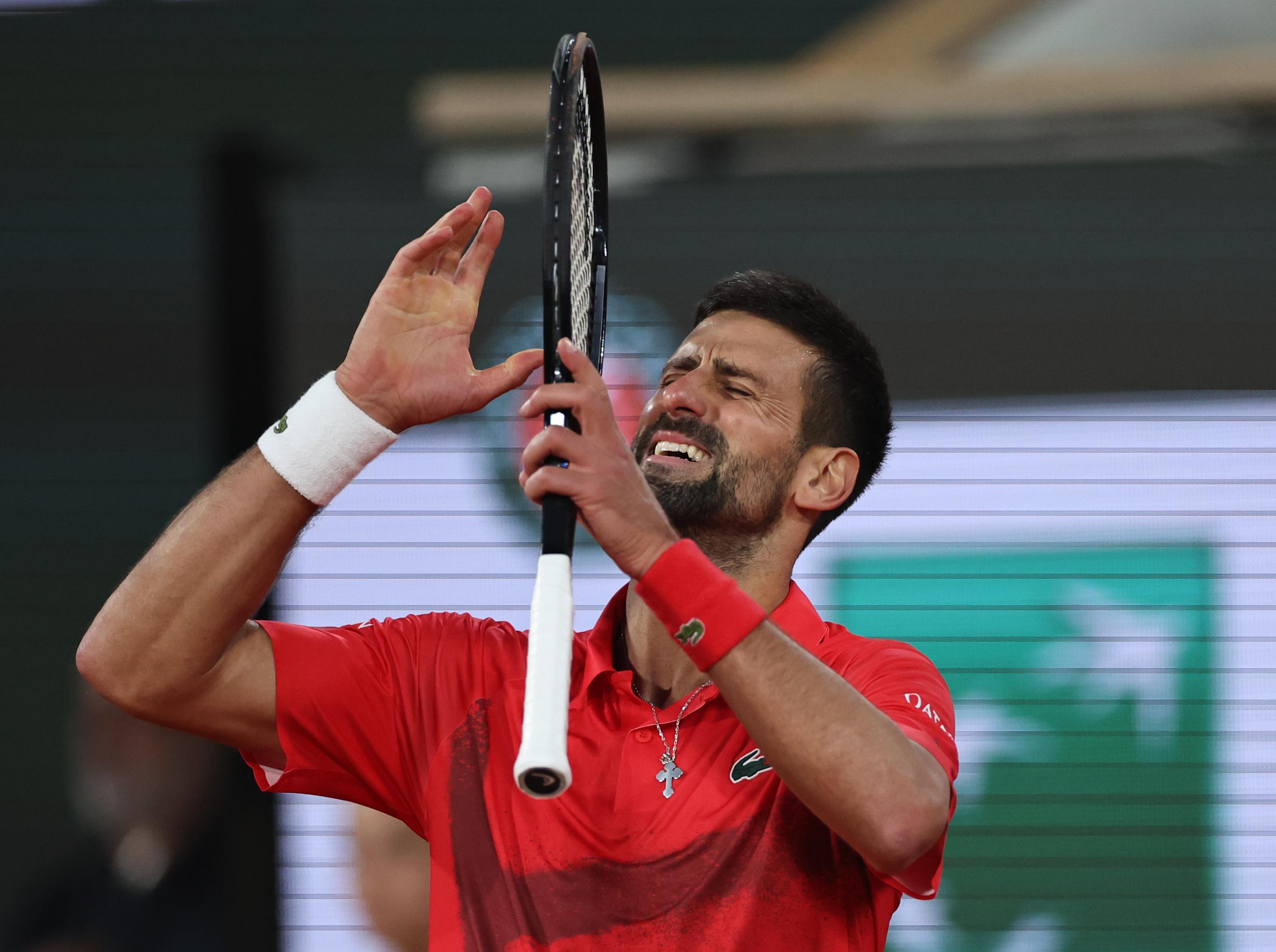 法网鏖战温网，西西帕斯统治全场