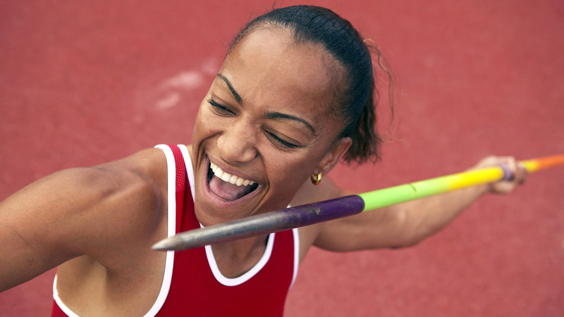 哈弗茨惊艳四座破僵局，拜仁沉稳布局终克皇马